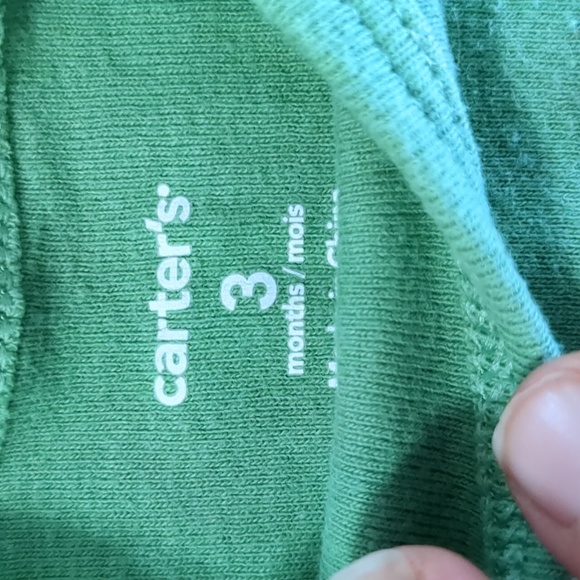 🍁2/$7🍁 CARTER'S Solid Green Long Sleeve Onesie - Picture 2 of 2